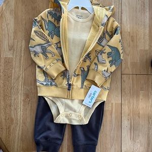 NWT Carter’s 18 month dinosaur set